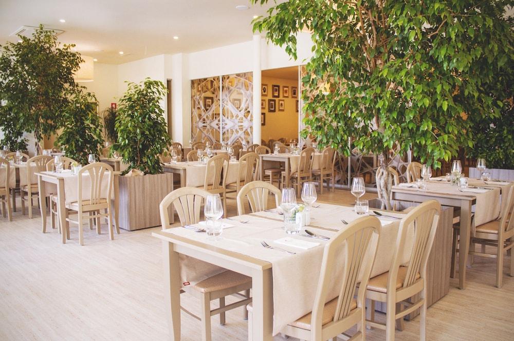 Hotel Celeia Celje Dış mekan fotoğraf