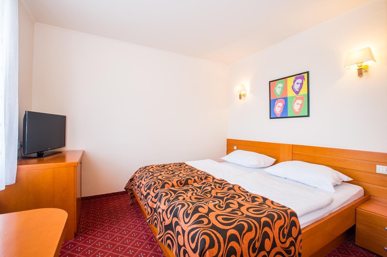 Hotel Celeia Celje Dış mekan fotoğraf