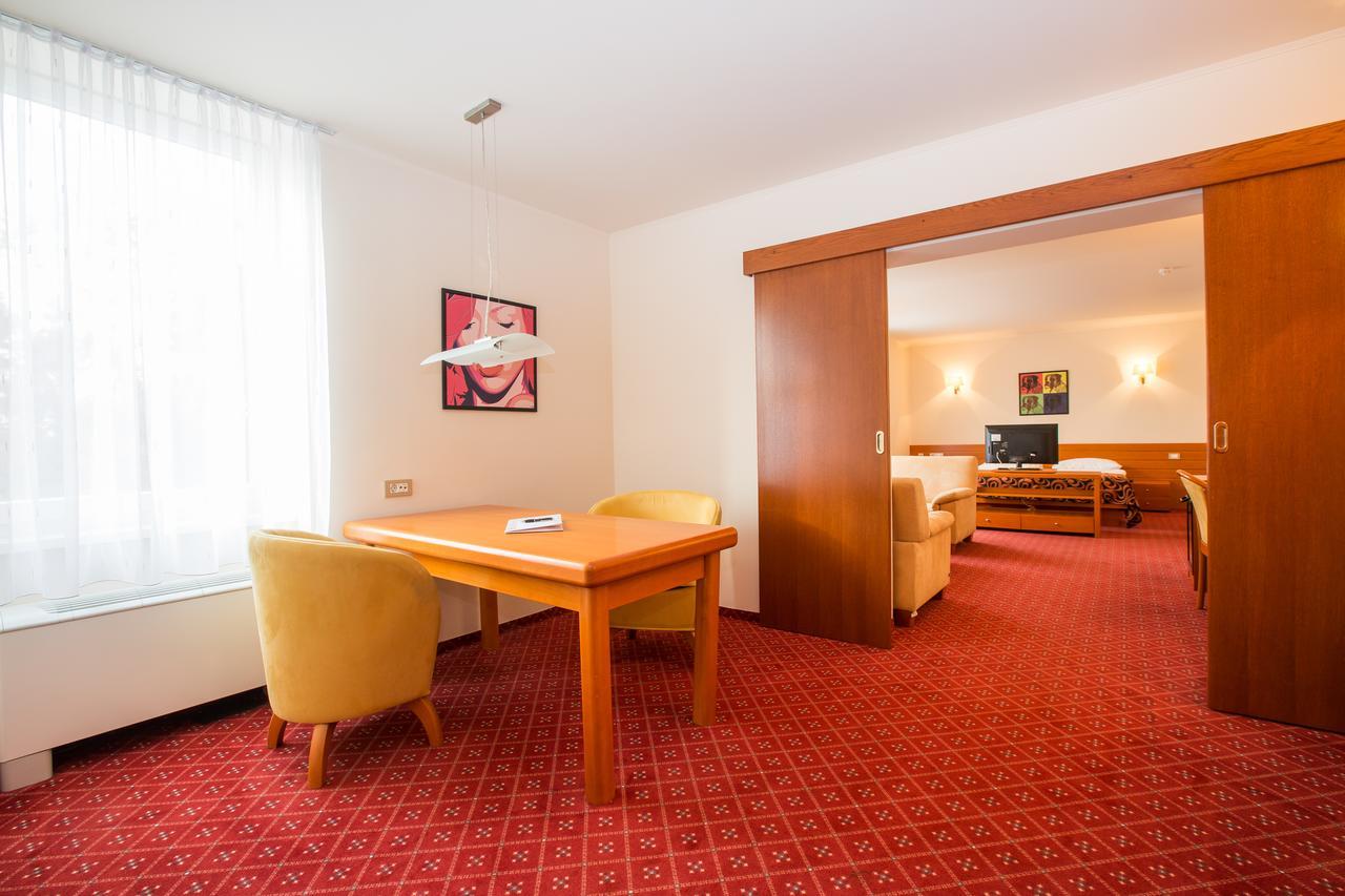 Hotel Celeia Celje Dış mekan fotoğraf